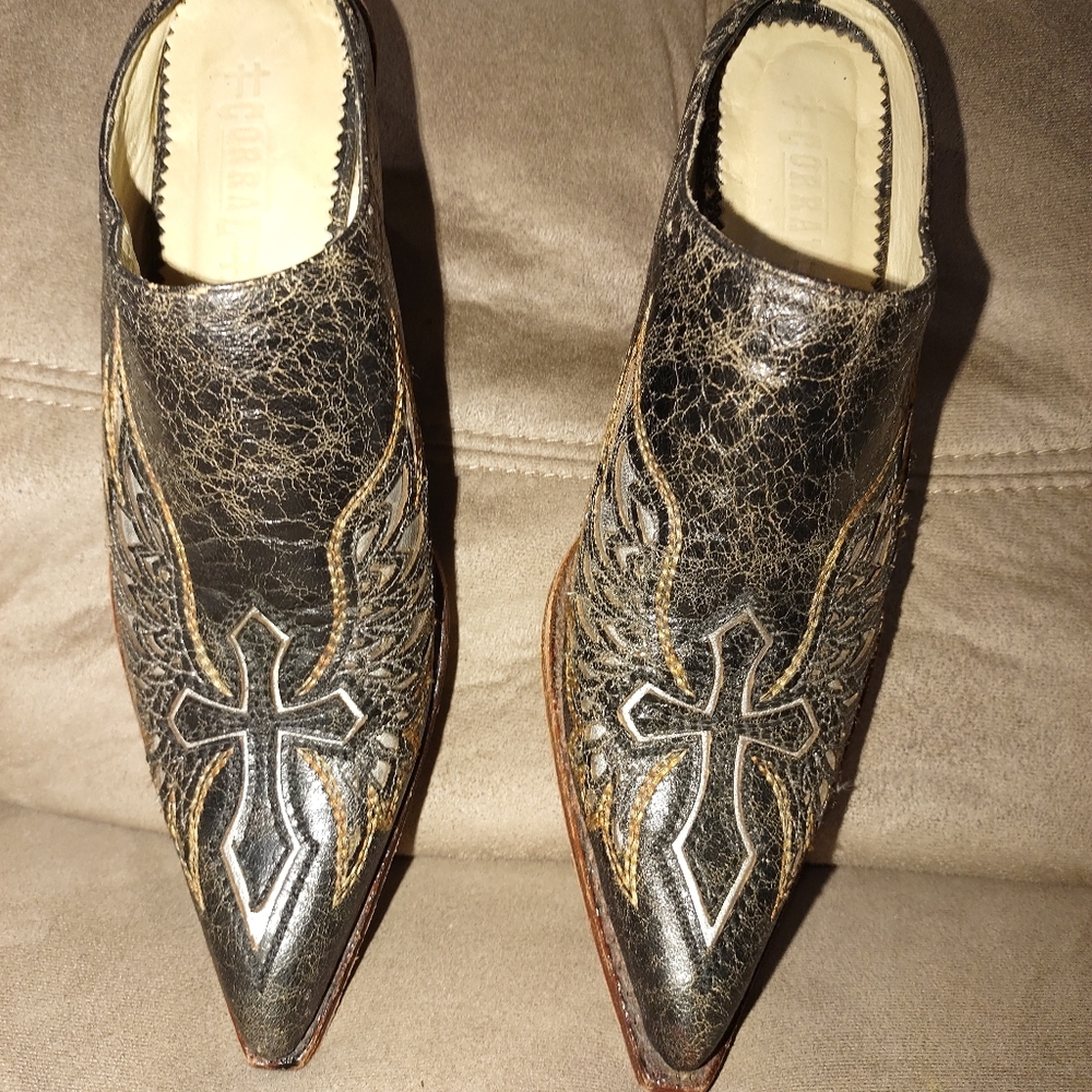 Corral mules/ clogs / ankle boots